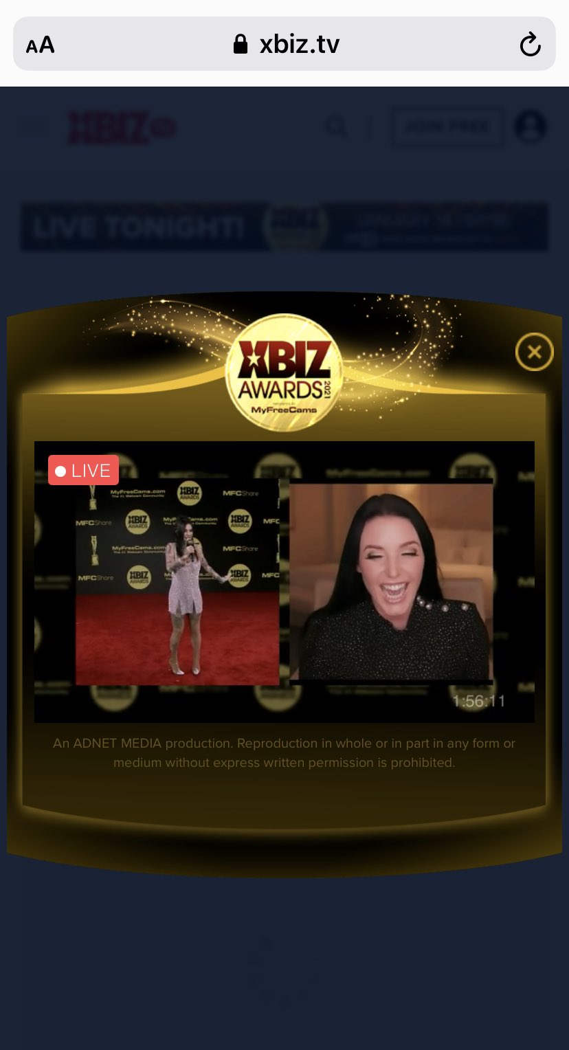 Live now! On @XBIZ watch the whole awards show live! Virtual ! I just saw some boobs😉❤️https://t.co/f0MYYFLsjE