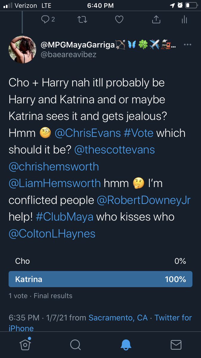 VoterInChieff's tweet image. Aww #KissesFromBAE I’ll give that + 5 points to the single @ChrisEvans consider it from one ☝🏾 single to another 😏 💋 😘 and when I write the scene I’ll keep the vote 🗳 in mind 👌🏽