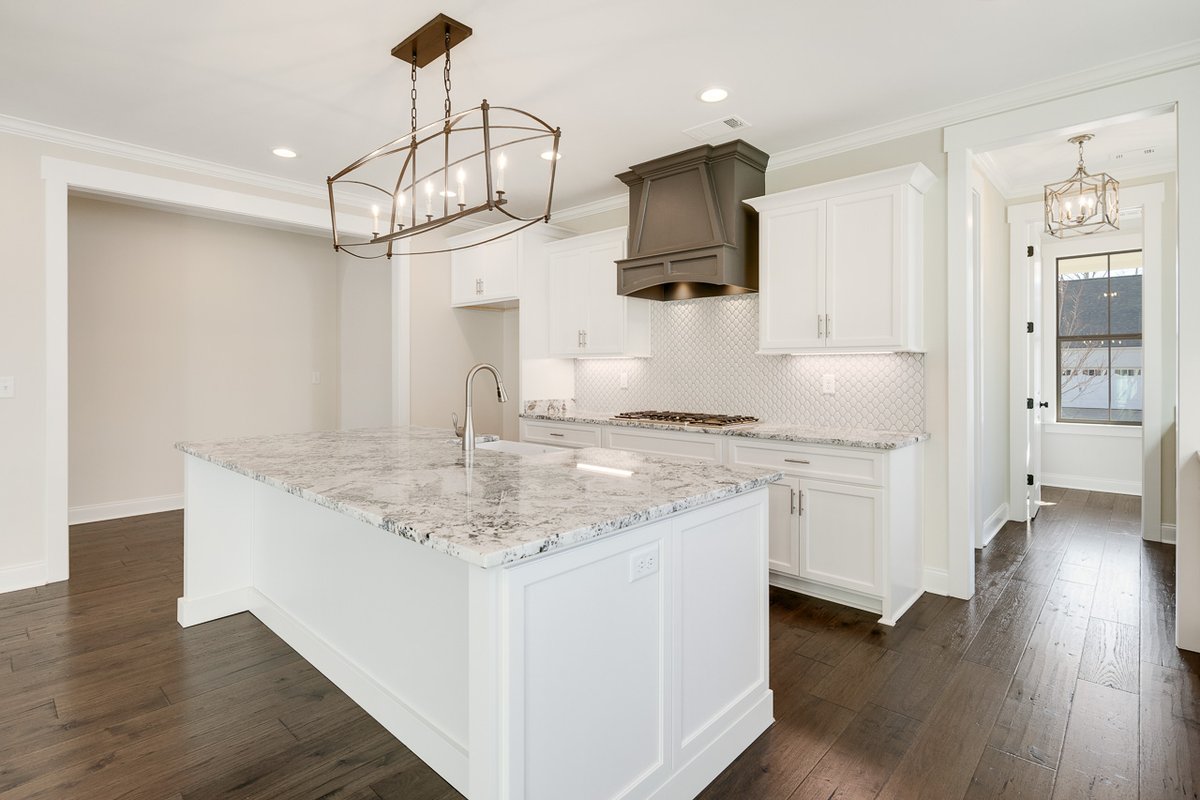 MagnoliaHomes's tweet photo. Jaw-dropping: our reaction to seeing this home in our Cove community! This home features the Reginald Manor & there is only ONE home available with this floor plan!
#magnoliahomes #movingwithmagnolia #movetocollierville #colliervillehomesforsale #colliervillenewhomeconstruction https://t.co/ILBbka5dVz