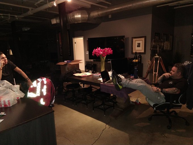 My network a lil different in #Hollywood https://t.co/Gggisk3DHD<a href="/tag/hollywood"class="tags">#Hollywood</a>