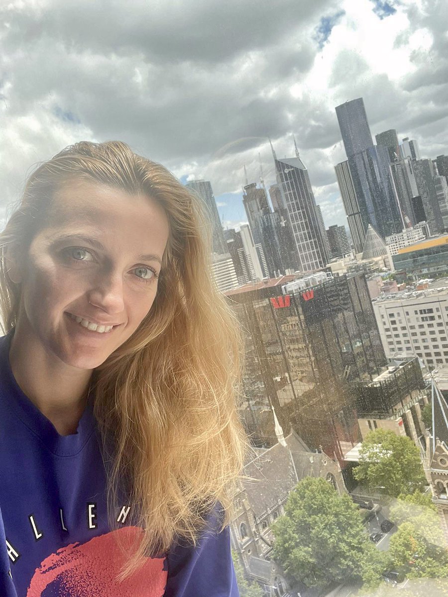 Well hello there beautiful Melbourne. 

It’s so nice to see you again 🇦🇺❤️

#AusOpen