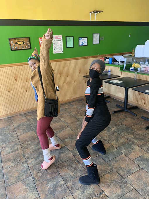 Because we get groovy baby 💛🌻 featuring island spice 🌿 https://t.co/TdvjwoLesB<a href="/tag/newprofilepic"class="tags"><span>#newprofilepic</span></a>