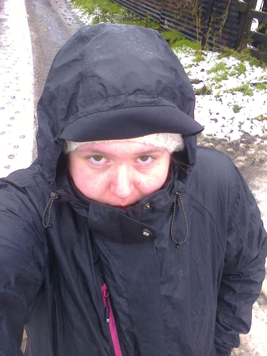 deadlygardener's tweet photo. #ThisIsGoth #ThisIsGoth #WetGoth #ColdGoth This goth is done with winter https://t.co/5vY4DRKlpO
