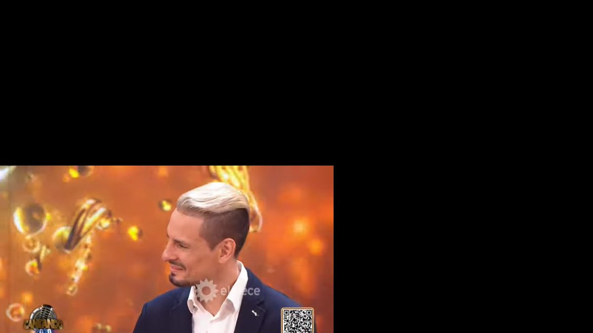 yo_hacen's tweet photo. Para mi hermana esta foto es fan de el ๐ @RTapari ๐ #ROYROALAFINAL #Cantando2020 @cantando2020 https://t.co/vbJ9c79Wm8