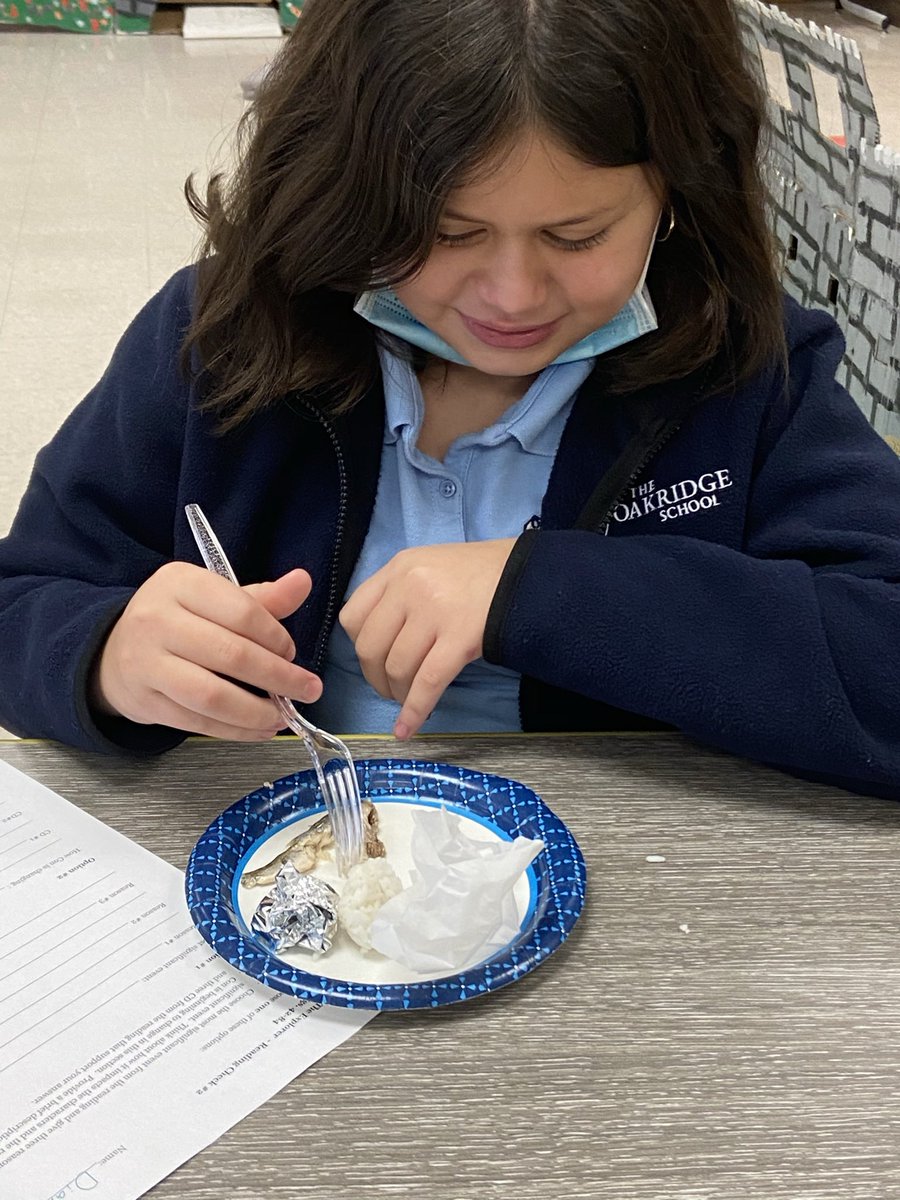 shawnakaiwright's tweet photo. Such fun today in 6th grade connecting to the characters in 
The Explorer!  Impressed with Ss adventurous spirits and willingness to try new foods!  @OakridgeMS1 https://t.co/91txYdQkMs