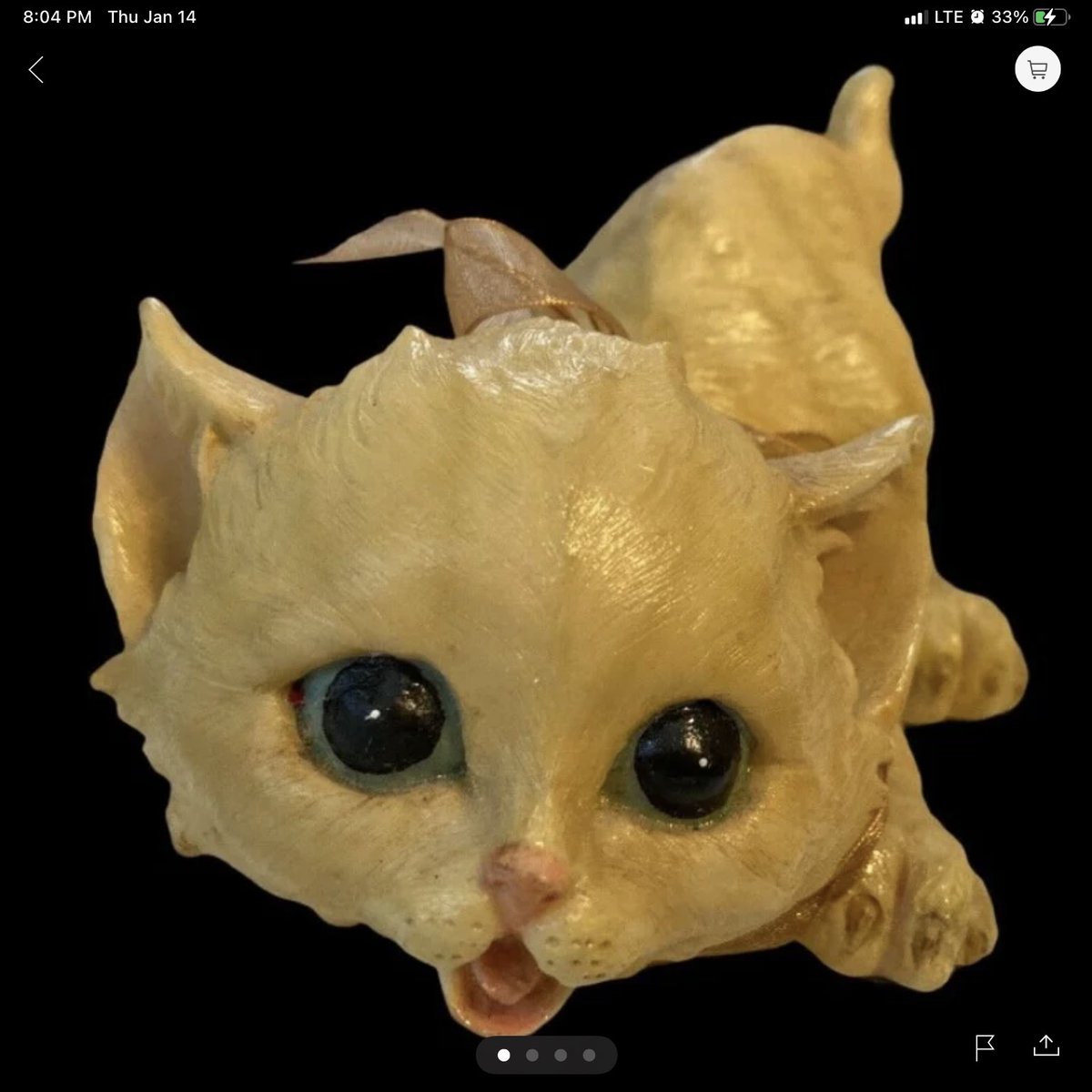 riverridgecats's tweet photo. Who else thinks this is creepy? https://t.co/4VrQ8zogPz