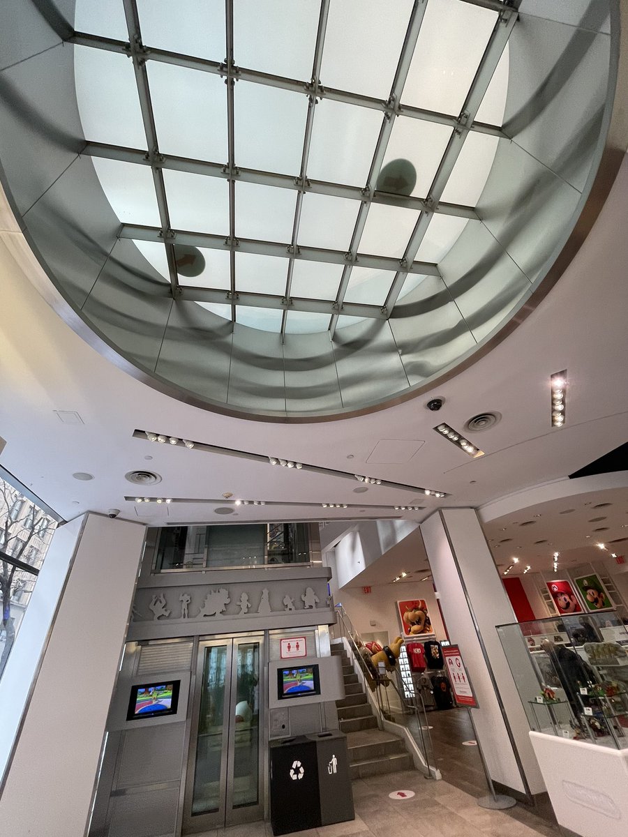 toloveLfromVine's tweet photo. Went to Nintendo NY today & reflected on what used to be there... #PokemonCenterNY https://t.co/g4r6v2ruGl