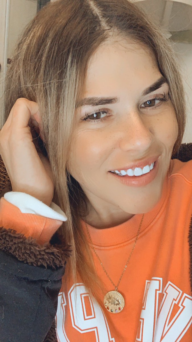 anahbleizeffer's tweet photo. Ya me sigues en Instagram.  @Anahblei https://t.co/252LU4loTQ
