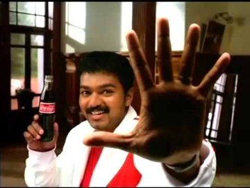 Puli_Official_'s tweet photo. @rameshlaus Naaney Cola Kudi nu Solluven... Kaththi Padathula Cola Va Thituvan... ( Enaku Kaasu than Mukkiyam 💵 ) #Vijay https://t.co/e0LttonaEe