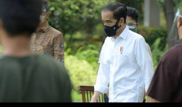 KompasTV's tweet photo. Jokowi Perintahkan Kepala BNPB dan Mensos Risma ke Lokasi Gempa Mamuju https://t.co/RNWDrYn402 https://t.co/2lIrGgLsP3