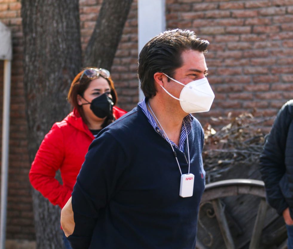 sevotcoahuila's tweet photo. El secretario @enriquemym fue recibido por compañeras y compañeros de la CERTTURC, coincidieron sobre la importancia de continuar esforzándose a diario para que más familias de nuestro estado se beneficien con certidumbre jurídica patrimonial https://t.co/G19nGYkzd0