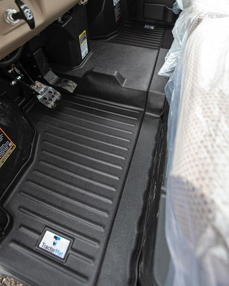 tractor_mat's tweet photo. If you put a floor mat in your truck, you best be putting one in your gator! Happy Friday!
#tractormat #tractor #farmer #farm #utv #gator #mat #bedmat #ag https://t.co/ZZ0bz1PVkZ