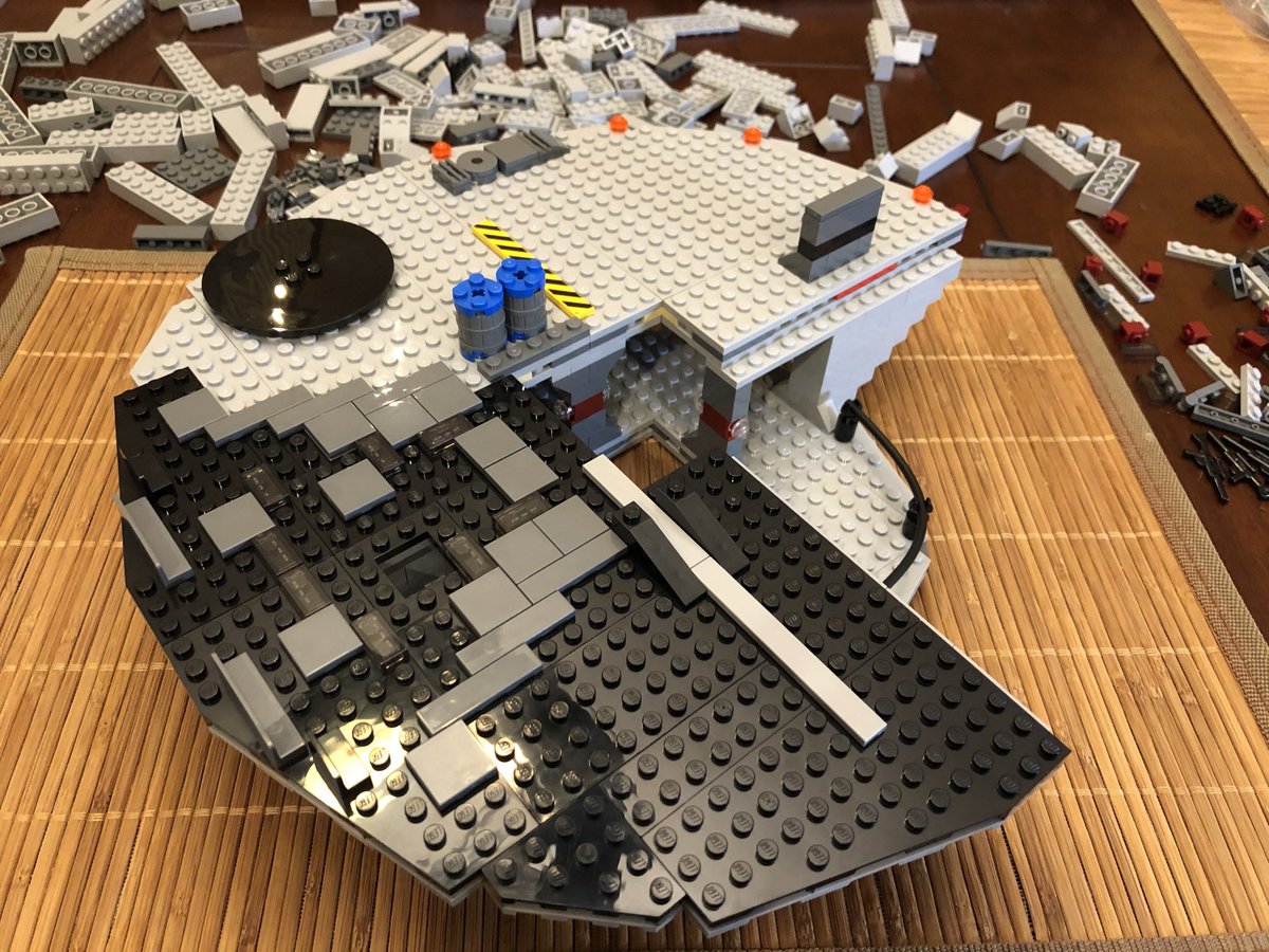 Some more decoration goes on this quadrant, before mounting it on the Death Star. A few more decorations go on top, that go across quadrants to secure them together.  #LEGO  