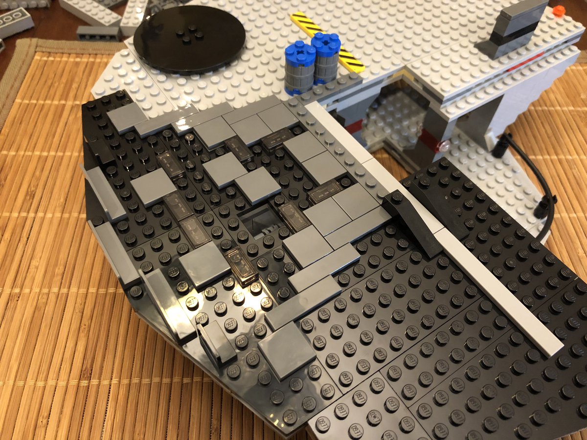 Some more decoration goes on this quadrant, before mounting it on the Death Star. A few more decorations go on top, that go across quadrants to secure them together.  #LEGO  