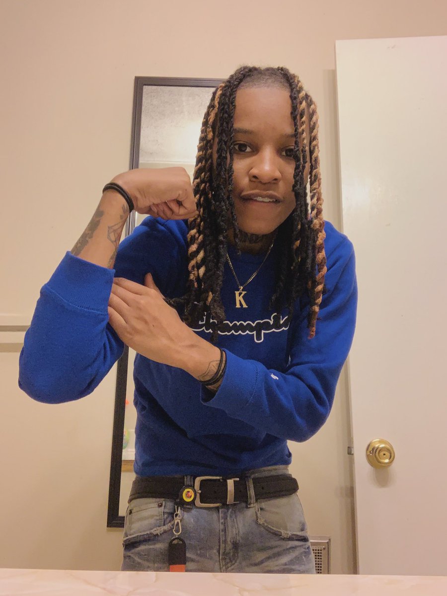 LitOnek's tweet image. 