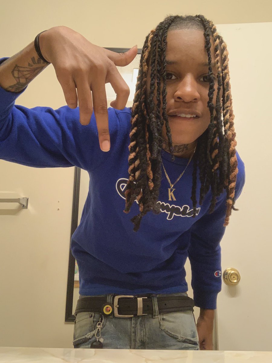 LitOnek's tweet image. 