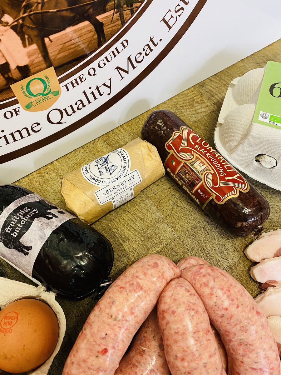 GOOD MORNING AND HAPPY FRYDAY... 

TODAYS THE DAY. 

YOU COULD WIN THIS LOT. 

FOLLOW RETWEET AND LIKE 
#CompetitionTime