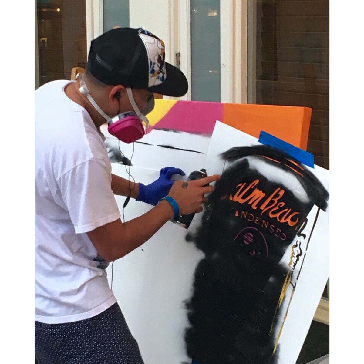 wyn317's tweet photo. https://t.co/HauksnUbAE
#registeredartist #wyn317 #glowforgood #minonetto #valentines #muralart #workshop #datenight #wynwood #atmdd #miamidesigndistrict #miami #stencilart #stencil #stencils #love #mural #streetart #artlife #art #artsy #valentinesdaycards #valentines https://t.co/xvswrY2eMz