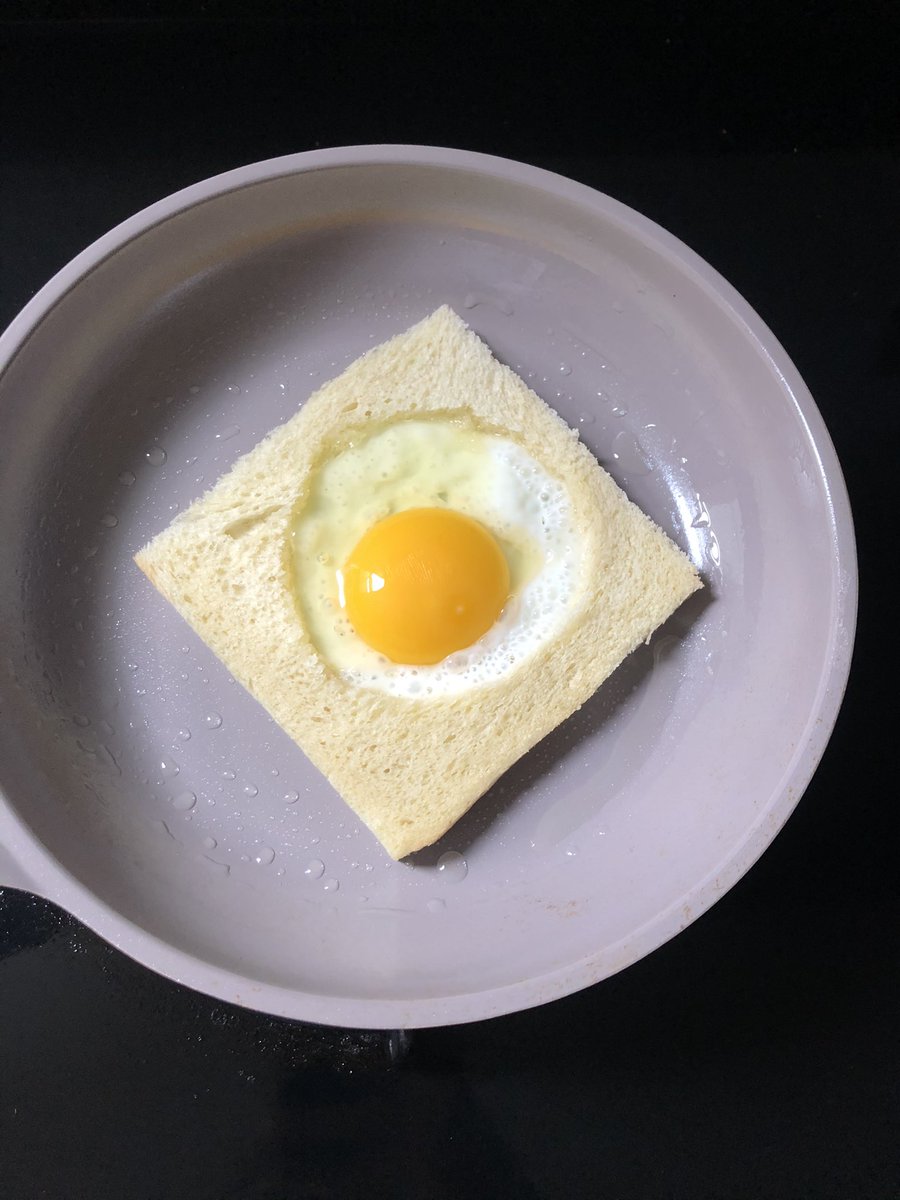 gabrellaevelyn's tweet photo. v for vendetta breakfast for today yo https://t.co/JZuERZeSmt
