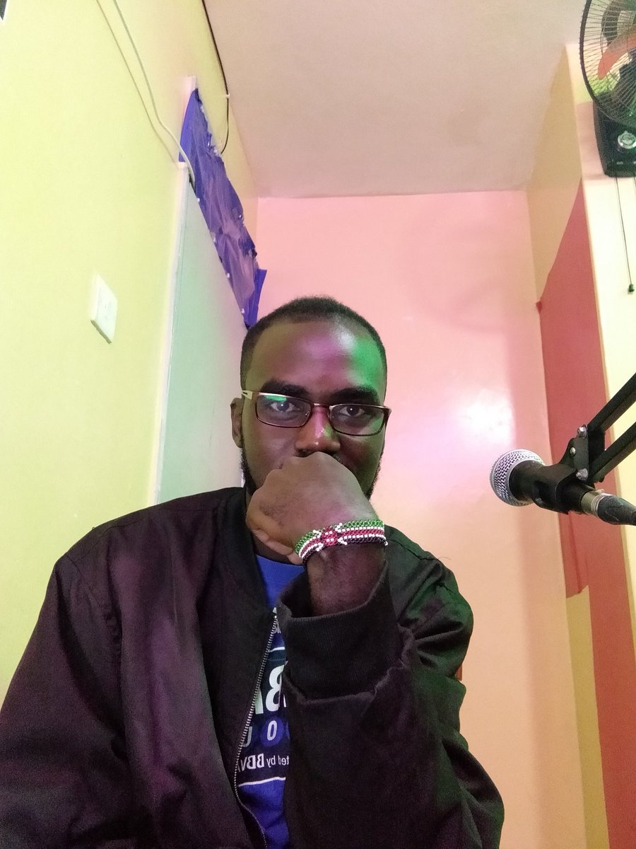 HoodradioKe's tweet photo. Which is the biggest lie you have ever told?Jiachilie kwa comments and join @real_masila on #hoodmorning 6-10am. Its Friday you know it's #254flow furahiday.
Listen live with only 20bob.Dial *544# and go to https://t.co/TkT8eNMJWx
#feelthevibe247 https://t.co/7iJJrQHM45