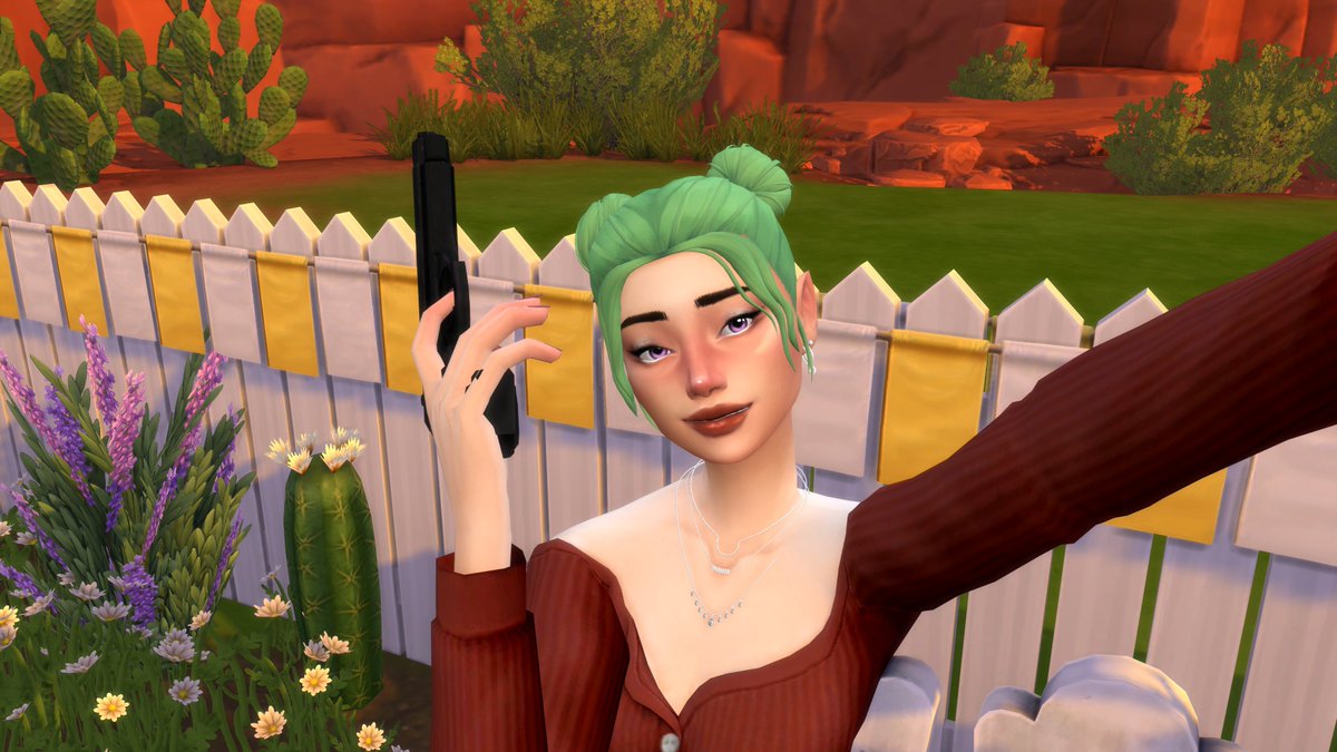 xxfadingangelxx's tweet photo. She's a bit strange, but that's okay :] #thesims4 #sims4 #ts4 #maxis #ea #extremeviolencemod @TheSims https://t.co/lJAF9nqNJs