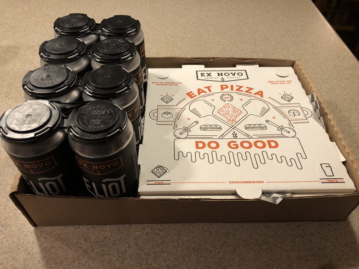 Starting to think that the inventor of the beer flat traveled to the future and designed it to perfectly hold an <a href="/ExNovoBrew/">Ex Novo Brewing Co.</a> pizza and two 4 packs of #Eliot. #PerfectFit <a href="/PDXBeerMaven/">PDX Beer Maven</a>