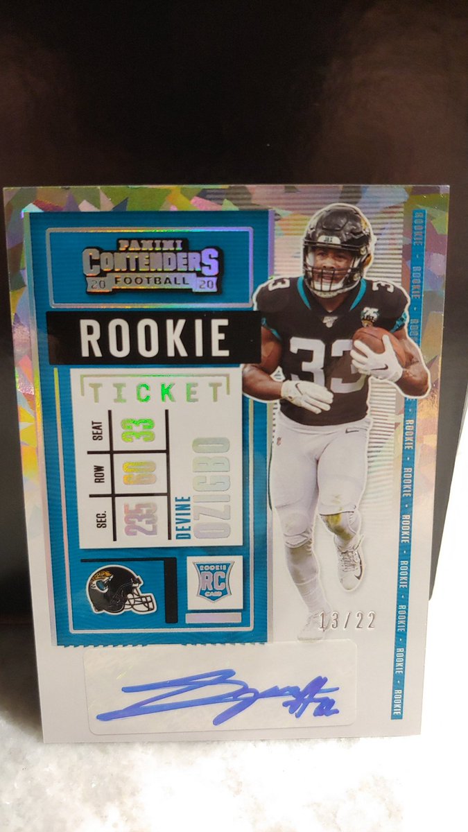 Holy shit i just scored an amazing autographed rookie card limited to 22 in existance of Devine Ozigbo!! @TrulyDevine_22 any chance i can get a game used item to go with this for my shadow box?! I'd die. . . #trulydevine #DUUUVAL