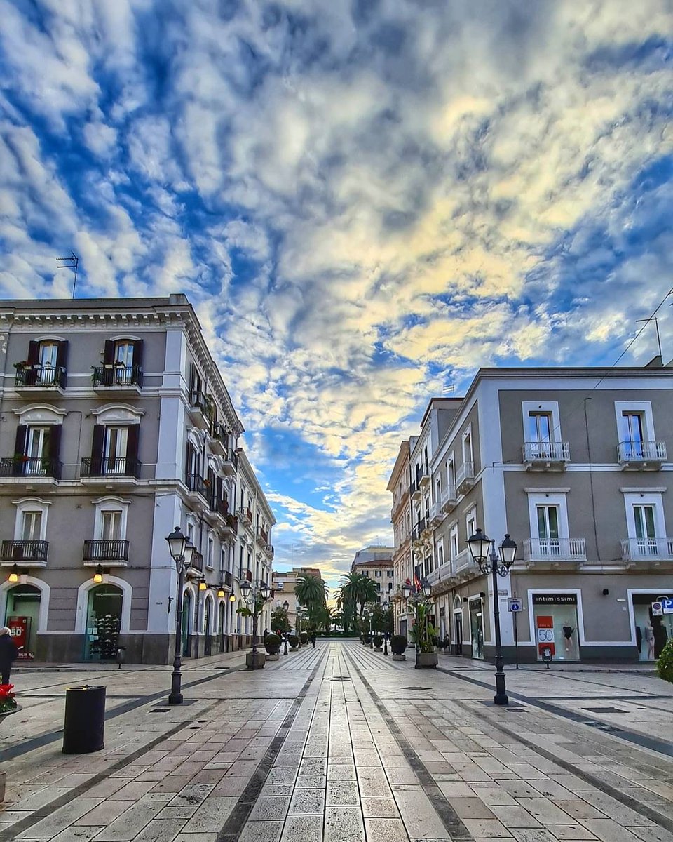 Madeintaranto's tweet photo. In attesa del verdetto... che arriva lunedì.... 
In ansia per Taranto Capitale Italiana della Cultura 2022 ❤

Complimenti a Maria Mancone fotografia

#Taranto #Puglia #Madeintaranto #weareinpuglia #salento https://t.co/6DLbNKksrH
