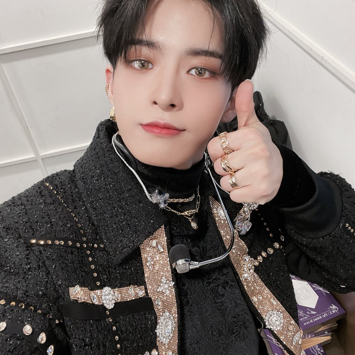 [#수빈] 오늘도 앨리스와 함께여서 
행복한 하루였다💙💛