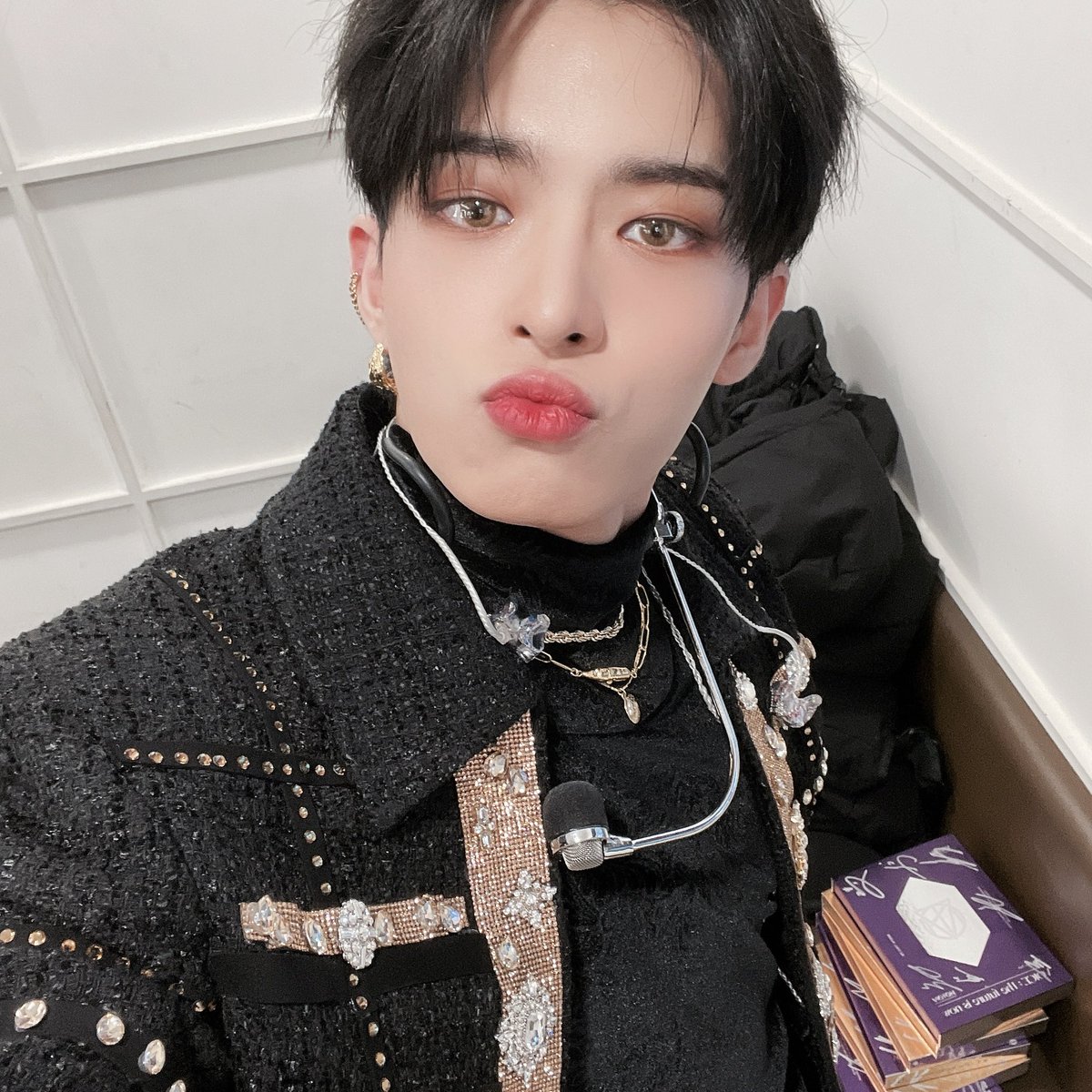 NewWorld_VICTON's tweet photo. [#수빈] 오늘도 앨리스와 함께여서 
행복한 하루였다💙💛 https://t.co/iLpBqelkeZ