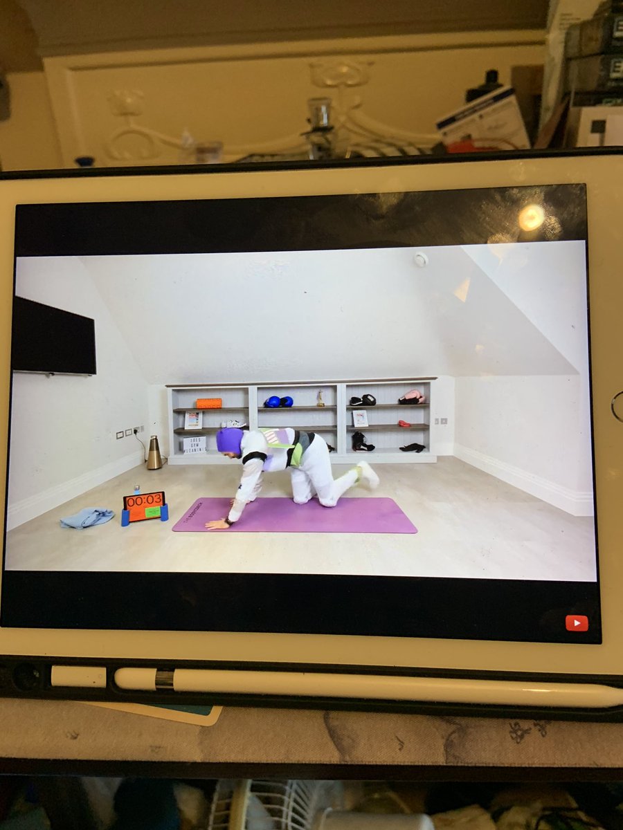 Sarah Spall tweet media