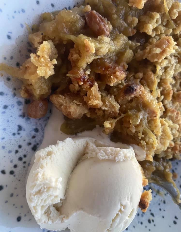 sugarvine's tweet photo. Winter, #lockdown weekends call for heart-warming #food. Thankfully Whins Green Kitchen are serving up a host of delicious, ready to eat #vegan meals for #takeaway😋

Order using our #takeaway ordering system &amp; collect 12–5.30pm. #Lockdownweekend saved!
https://t.co/ckFGm2CQws https://t.co/TBOQRmDcaT