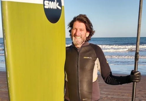 Bill suffered an unexpected cardiac arrest whilst surfing in St Andrews. Thankfully, Bill’s life was saved by fellow surfers bystanders who performed CPR and used a community defibrillator.

Now, Bill and his family are fundraising to support our life saving work.