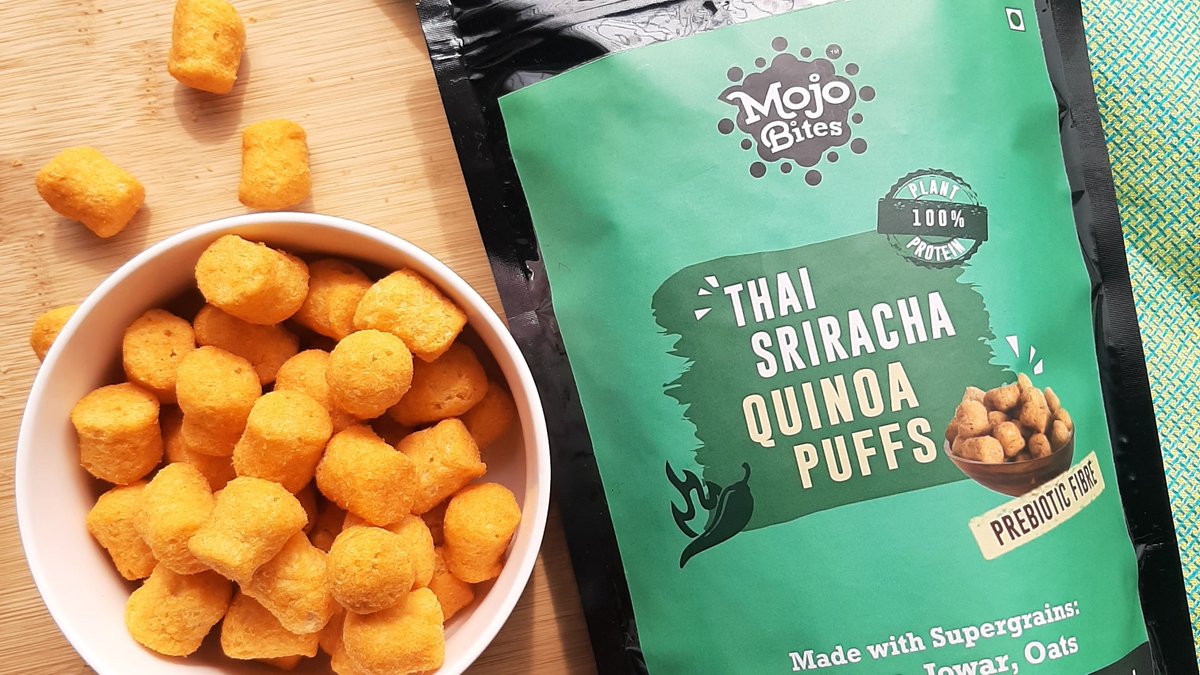 MojoBars's tweet photo. What is life without some spice? Thai Sriracha puffs are the tastiest answer to your snack cravings. Get your pack now! Link: https://t.co/onYL8UuNcD
#mojobars #quinoapuffs #veganfood #spicy  #munchies  #snackhealthy  #weekend #friday #fridayvibes #thai #sriracha #eathealthy https://t.co/ys7OvJxfPf