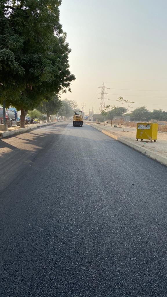 murtazawahab1's tweet photo. Development work by #SindhGovt is almost complete in the Malir Saudabad area under the #Karachi Neighbourhood Improvement Project. This is going to be the 3rd open urban space developed under the KNIP initiative after Old City Area &amp; Korangi-Ibrahim Hyderi https://t.co/yVuBNC1A2y