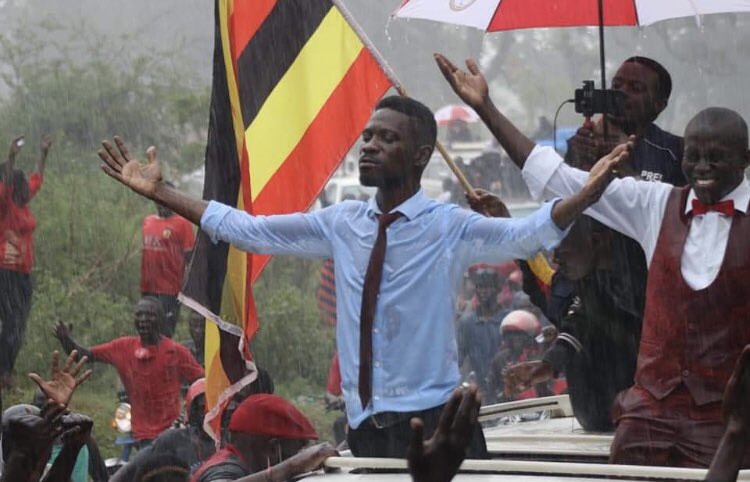 1. I’m in love with the PEACEFUL REVOLUTION going on in Uganda, through the ballot. #ThankASoldier - a 35 year-old Bobi Wine dared to dream. He dared status quo. He challenged the establishment. He has empowered young generation of Africans. For me, that’s more than a WIN!!