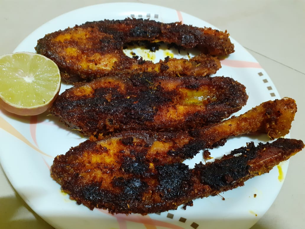 Spicy Masala Fish Fry!! #kafekloudexclusivefood #indianfood #kafekloud #bengalurufoodies #foodiesofinstagram #foodlovers #bengalurudiaries  #immunitybooster #healthyfood #delicious #HealthyRecipes #proteinrich #weekend #vizagfoodies #healthylifestyle #fish #tawafry
