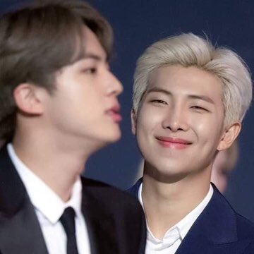THIS IS THE PRETTIEST NAMJIN PHOTO SEQUENCE! FIGHT ME  