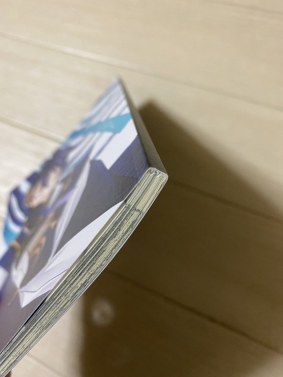 新刊届いたー‼️?
68pって思ったより厚いんだな??すっかり感覚忘れてた… https://t.co/KBDJG4Sl7o 