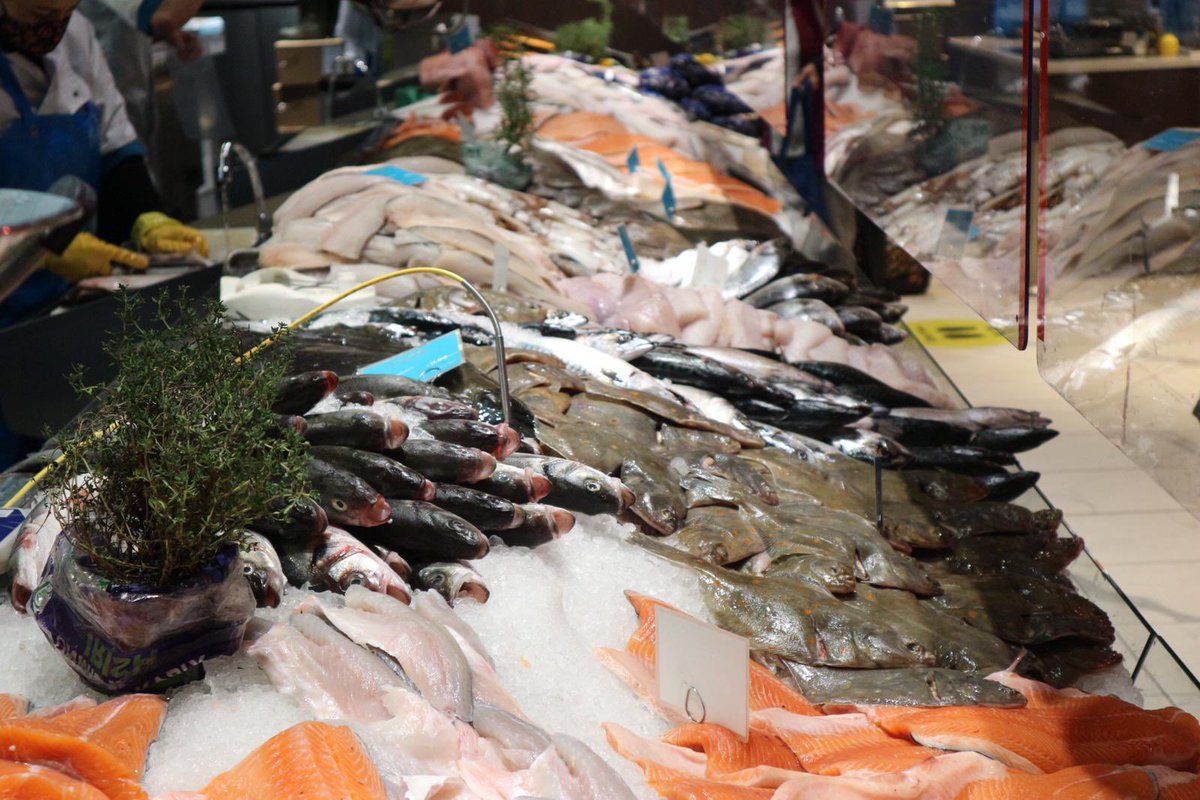 k_fishmonger's tweet image. Fri-nally, it’s Fresh Fish Friday! 

#TGIFish #freshfishfriday #supportlocal #lovelocal #lovecork