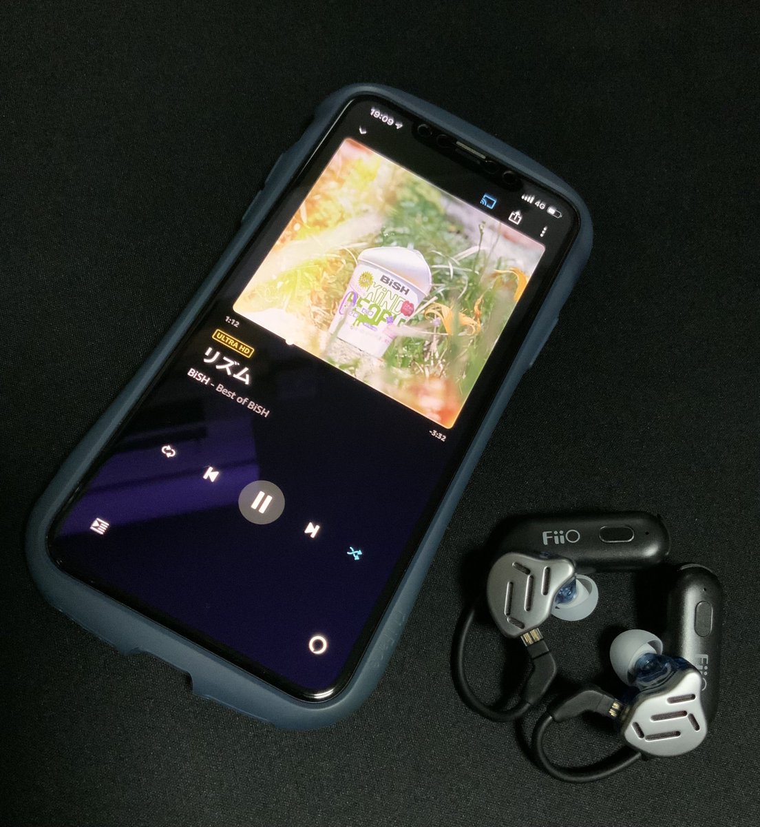 PinkloopSmilez's tweet photo. 本日のポタオデ!
iPhone×UTWS1+kzZAX
BiSH「リズム」
DAP出すの面倒だなって時に便利!
普通の完全ワイヤレスイヤホンより音質いいし、気分によってイヤホン変えられるのもお気に入りのポイント
#FIIO #UTWS1 #中華イヤホン https://t.co/8ofKJVFskr