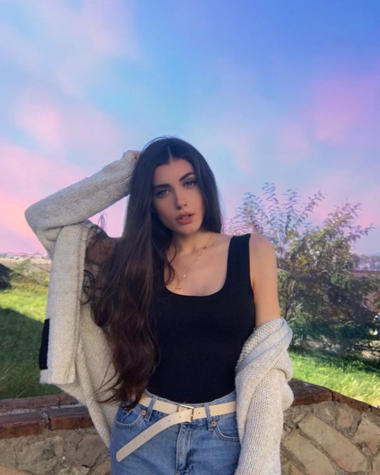 👼🏻✨🌸🎶🤍 https://t.co/NWSREBDgDx<a href="/tag/loveyouso"class="tags"><span>#loveyouso</span></a>