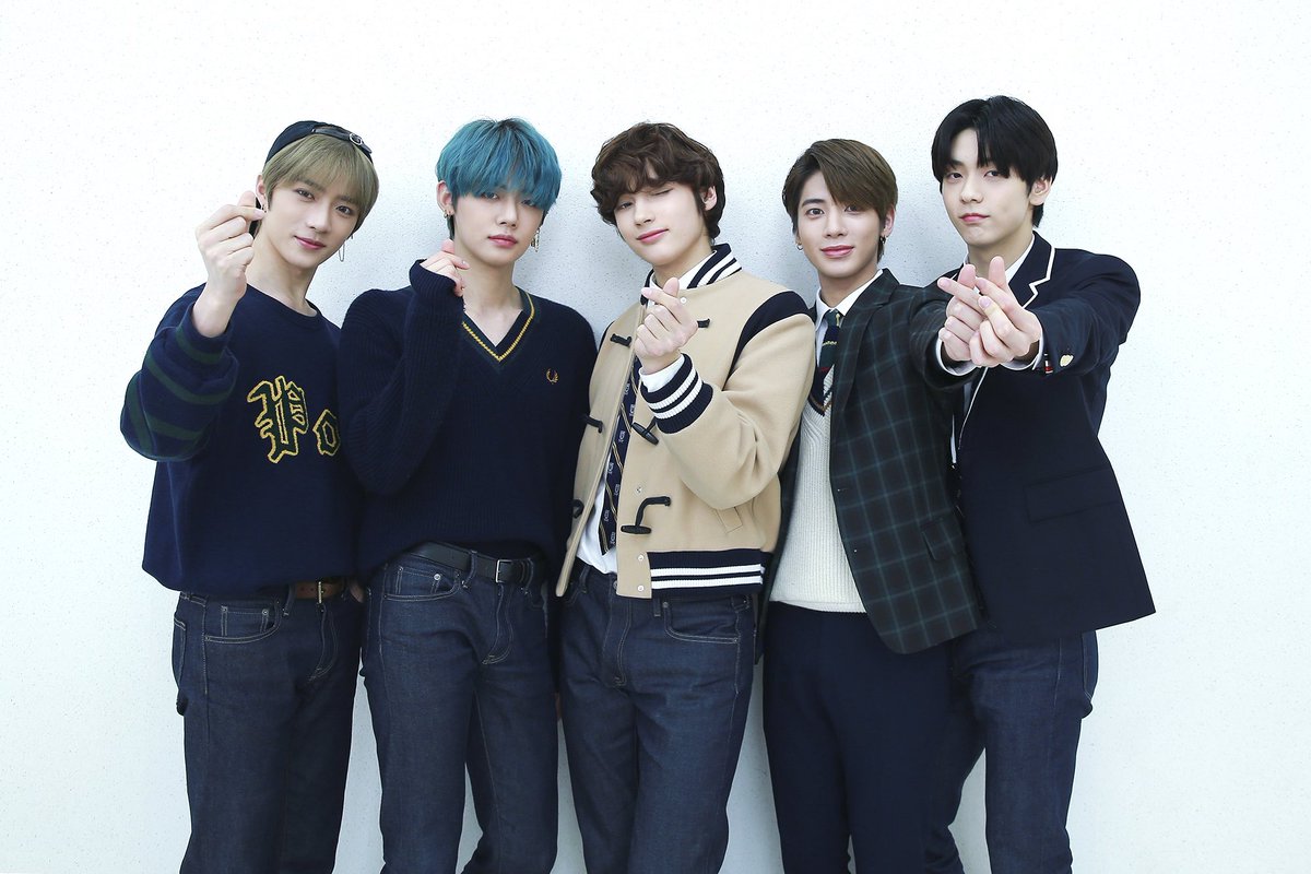 тхт группа участники. Txt kpop группа. тхт группа биг хит. тхт кпоп. тхт корейская группа.