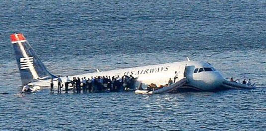 On realizing that both engines had shut down and unable to reach any airport, the crew glided the plane and ditched it in the Hudson River in Manhattan, New York. All 150 passengers and 5 crew survived in what is now known as the Miracle on the Hudson.