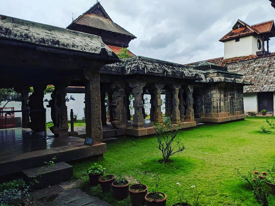 DailyBangalore's tweet photo. padmanabhapuram Palace || Architectural symphony of Thiruvithamkoor
.
.
.
#thrivandrum #thiruvananthapuram #thiruvithamkoor #padmanabhaswamytemple #padmanabhapurampalace https://t.co/KBExiiRptz