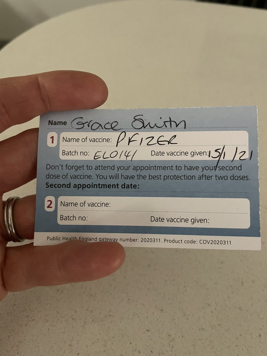 Obligatory covid vaccine post 💉 Thanks <a href="/alicrewe/">ali naylor</a> and the rest of the team at <a href="/UHDBTrust/">University Hospitals of Derby and Burton NHS FT</a> involved in the vaccination programme. 1 down, 1 to go!