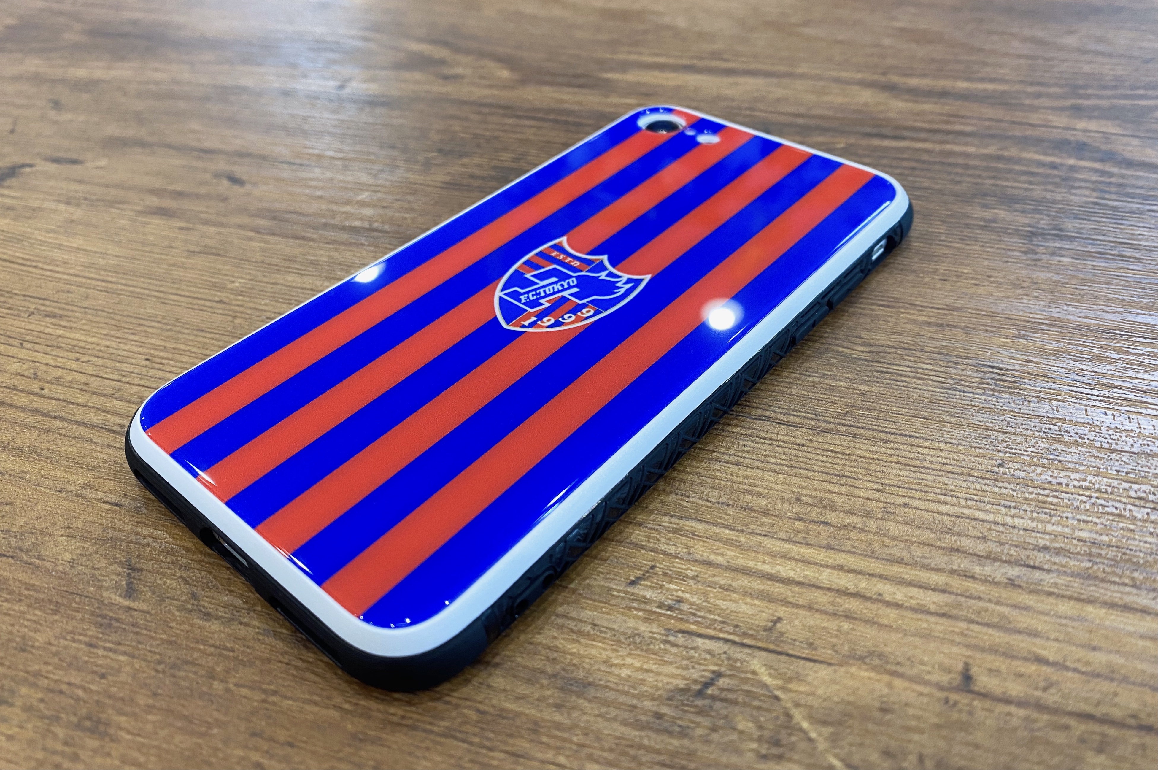Fc東京 公式 10 29 A 名古屋戦 Lifewithfctokyo 新fc東京グッズ 本日17時より新しい Fc東京グッズ ガラススマートフォンケース 21 の販売がスタートしました T Co 5awp3p2gfm グッズ担当者コメント 日本メーカーで世界最大