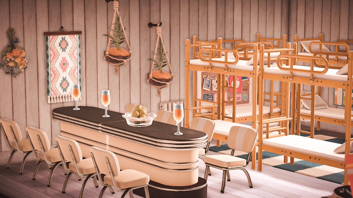 acnhpeachbay's tweet photo. • The Log Cabin Series •

The bunkhouse cabin, a budget friendly way to party into the evening with your friends.

#acnh #animalcrossing https://t.co/169HT0c3XF