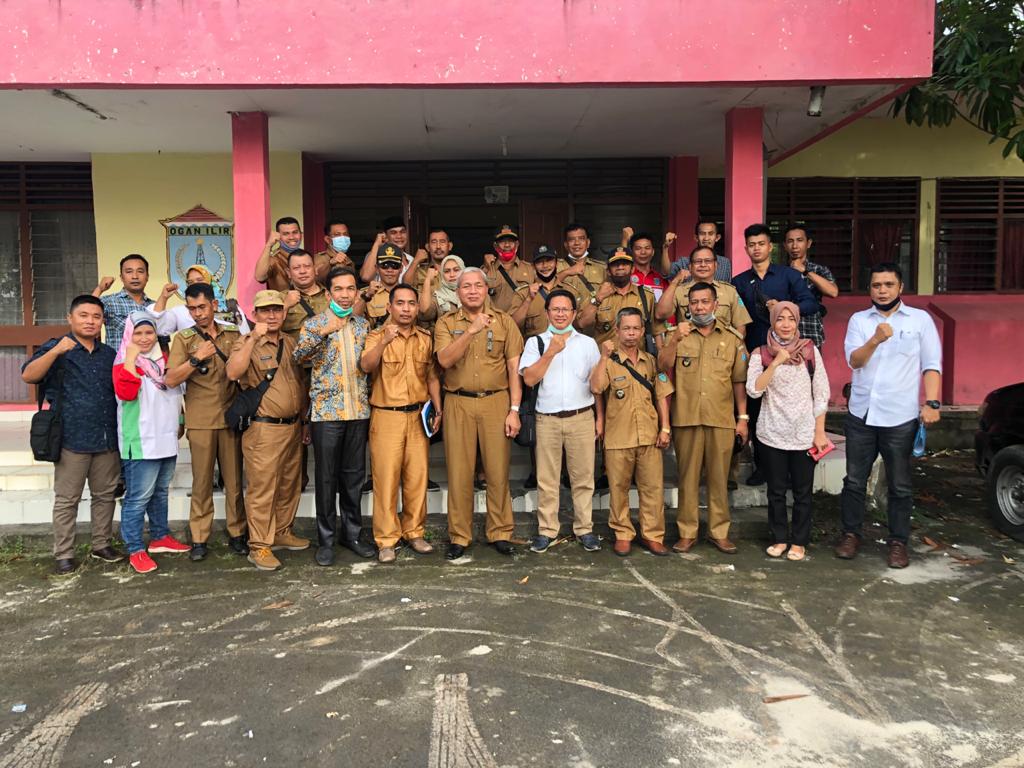 Subhan56930706's tweet photo. Selamat Hari Lahir Undang-Undang Desa ke 7

#7TahunUUDesa

@jokowi 
@halimiskandarnu 
@malik_haramain
@imansyukri
@taufikmadjid71
@fachrilabalado 
@azzameldzikrie 
@tppkemendes 
@KemenDesa
@kpp_pa 
@BerandadesaID
@tppoganilir https://t.co/PZlV5queu9
