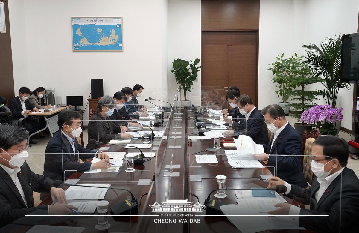 TheBlueHouseKR tweet picture